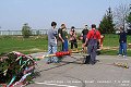 Rej masek - stavění máje - ženatí : svobodní -  Lubojaty 7. 5. 2006