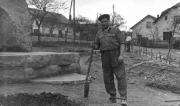 Stavba pomníku OBĚTEM SVĚTOVÝCH VÁLEK LUBOJATY 1961