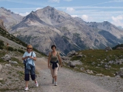 Jana a Jindřiška na cyklostezce vedoucí od jezera Cancano(Lago di Cancano) do Livigna přes passo Alpisella